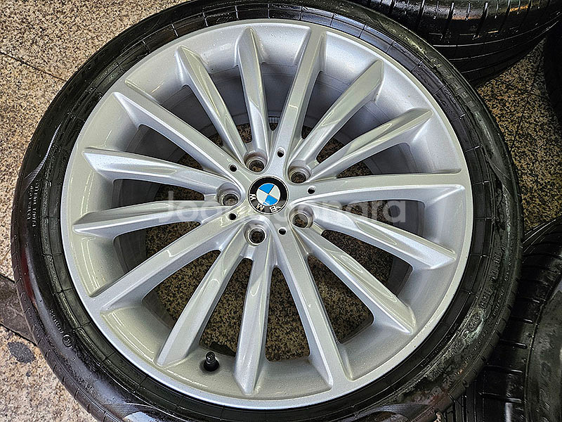 BMW G30 5시리즈 633 정품 19인치 휠--2