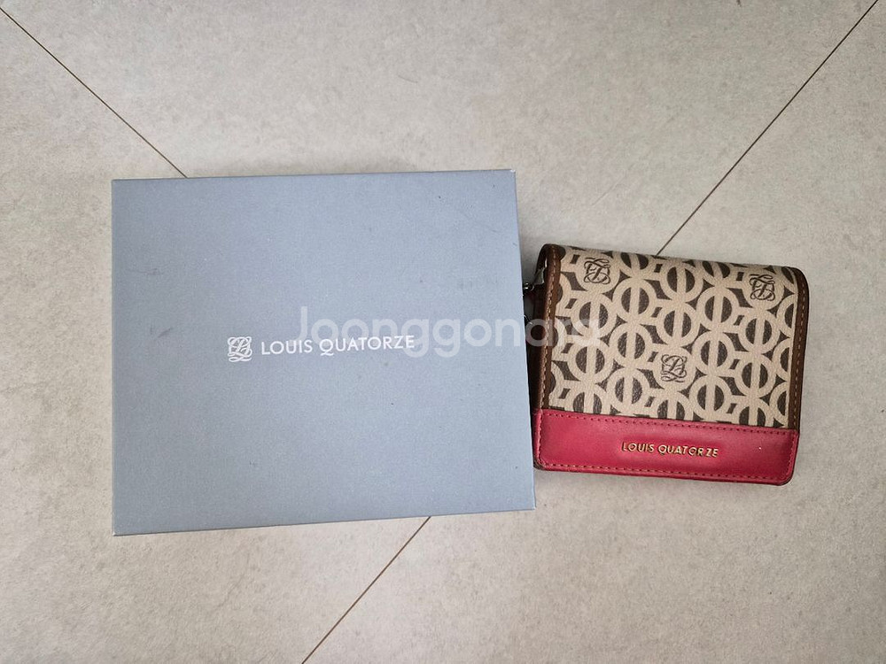 루이까또즈 여성 반지갑--0