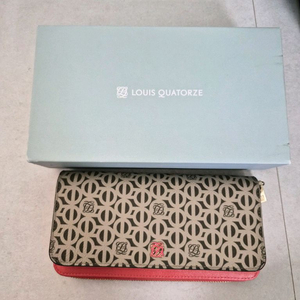 루이까또즈 여성 장지갑