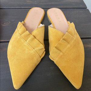 [미사용]ZARA 자라 프릴 뮬 슬리퍼