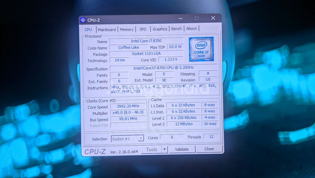 인텔 i7-8700 CPU와 CPU 쿨러 팝니다.--1
