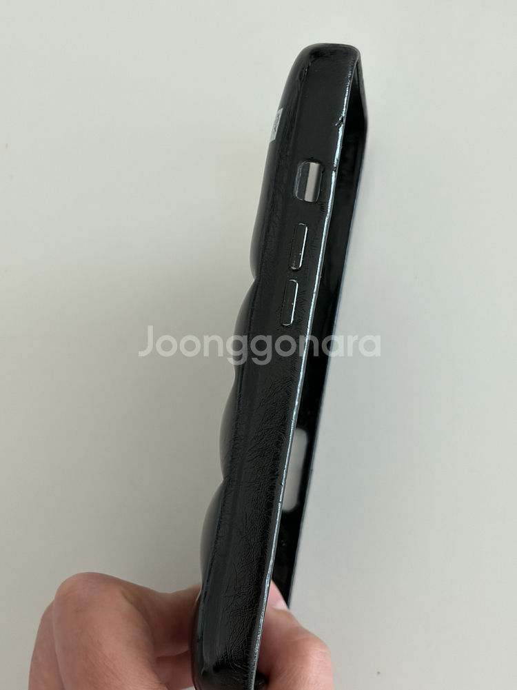 어반소피스티케이션 16프로 케이스--1