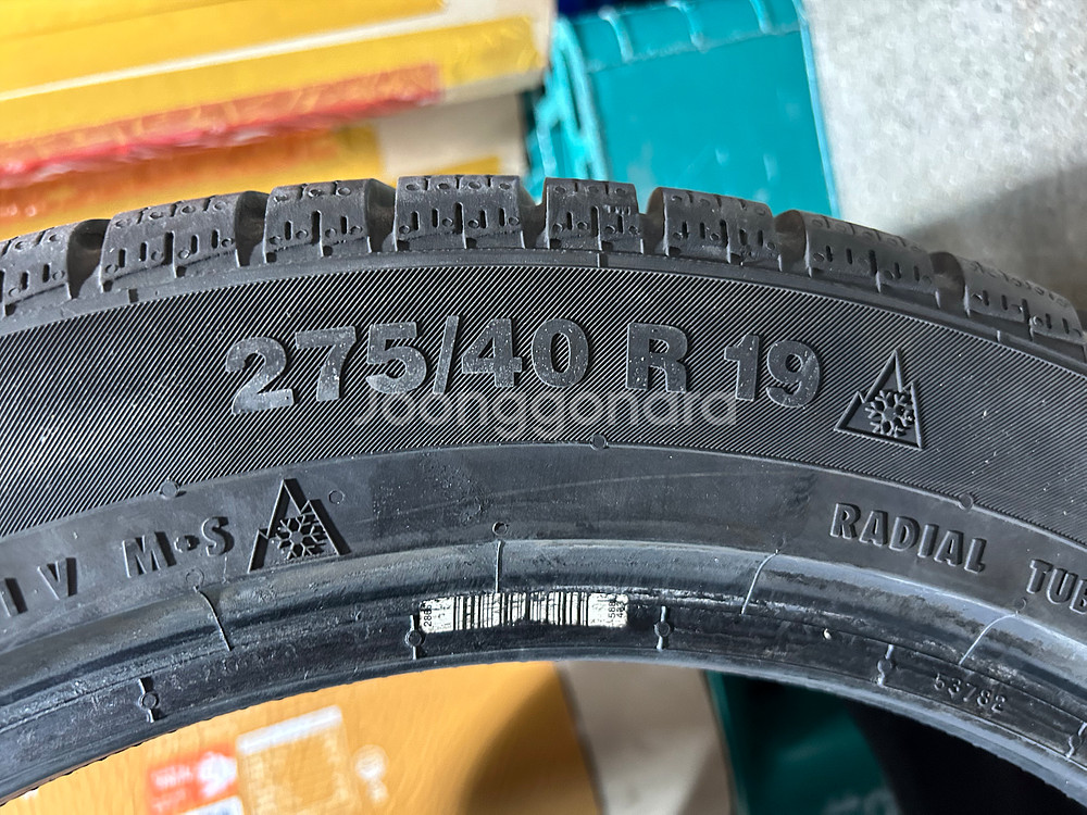 콘티넨탈 윈터 컨텍 타이어 한대분--8