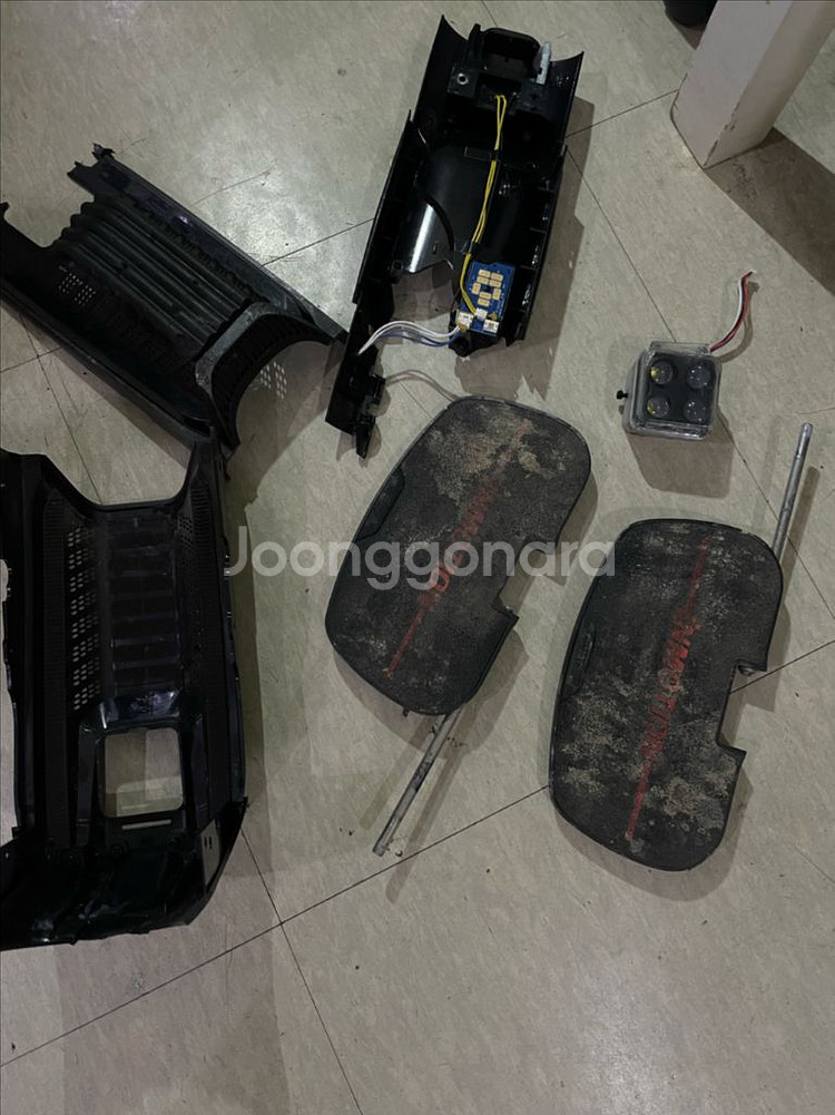 인모션12v 부품용 바퀴 밧데리 기타등등--3