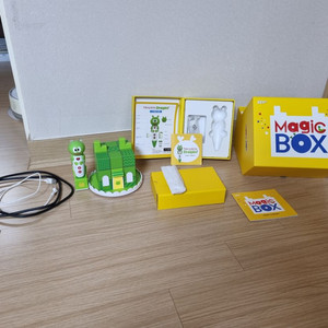 튼튼영어 규리앤프렌즈 매직박스 판매합니다