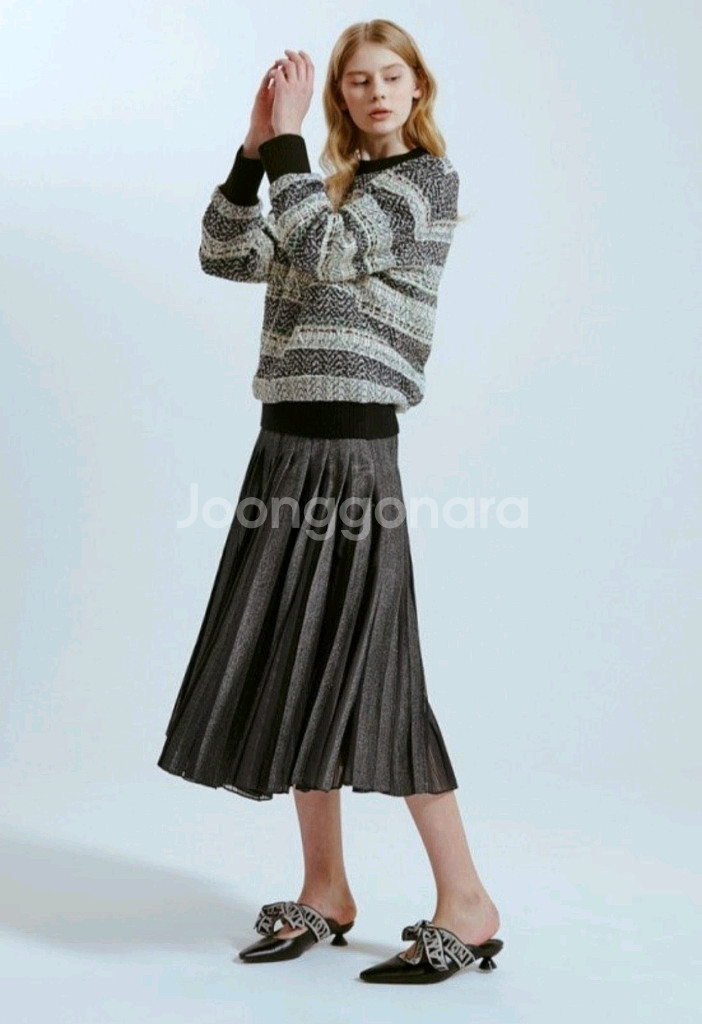 랑방 울블렌드 니팅 블록 트위드 탑 82사이즈(55사이즈) 스웨터--0