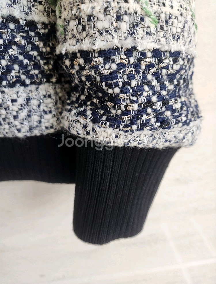 랑방 울블렌드 니팅 블록 트위드 탑 82사이즈(55사이즈) 스웨터--4