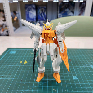 1/144 큐리오스 건담