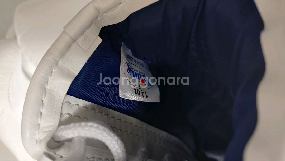 위닝 스파링세트 화이트컬러 (14온스 레이스+코보로 헤드기어 라지사이즈)--2