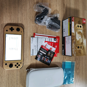 닌텐도 스위치 라이트 하이랄 에디션