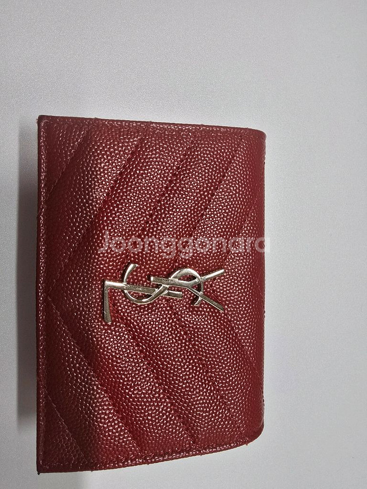 입생로랑 모노그램 마틀라세 반지갑 팝니다--0