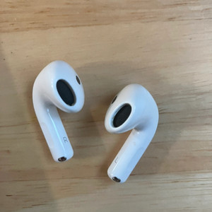 에어팟4 일반(노캔x) 본체없음 (사용 1주)