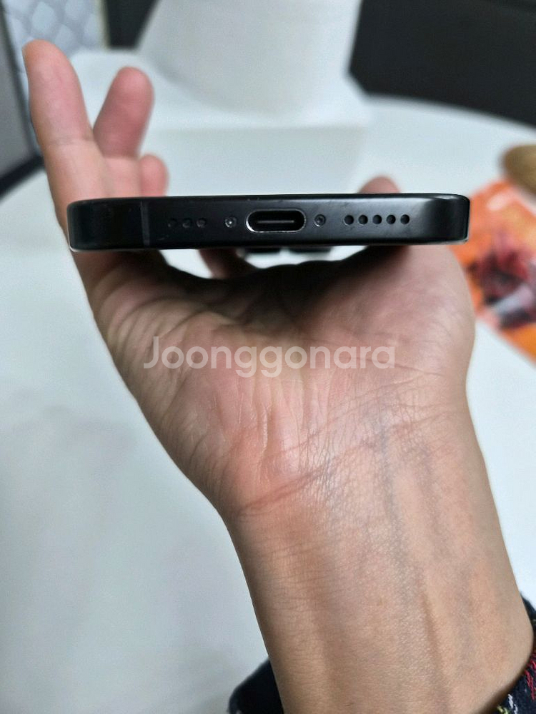 아이폰16프로 256기가 티타늄블랙--3