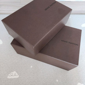 루이비통 정품 박스 2개 개당 25000원