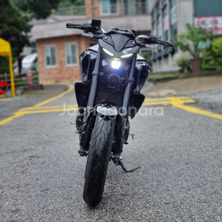 야마하 MT03 20년식 2만4천KM 아크라 구변완료--6