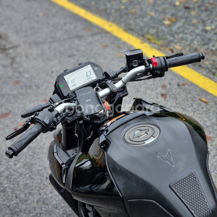 야마하 MT03 20년식 2만4천KM 아크라 구변완료--8