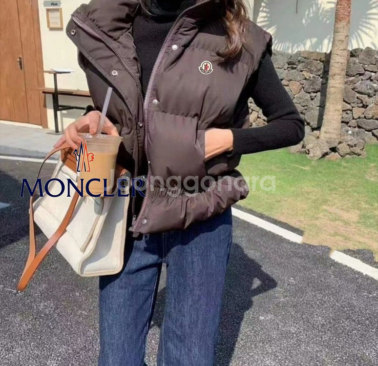 몽클** 패딩조끼--2