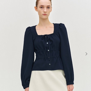 시에 데이나 스퀘어 셔링 블라우스 네이비 S 새상품