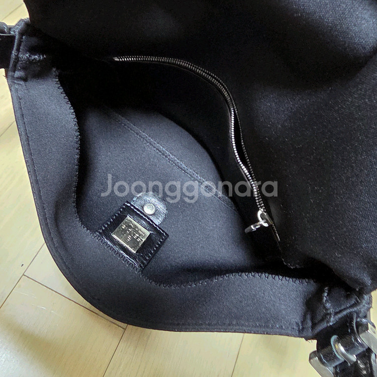 펜디 바게트백 정품감정서 포함--9