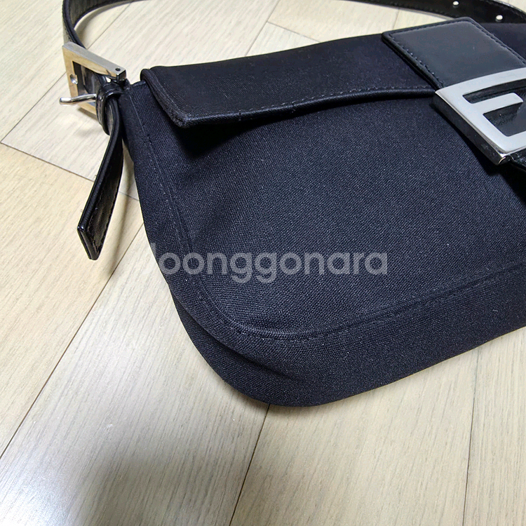 펜디 바게트백 정품감정서 포함--6