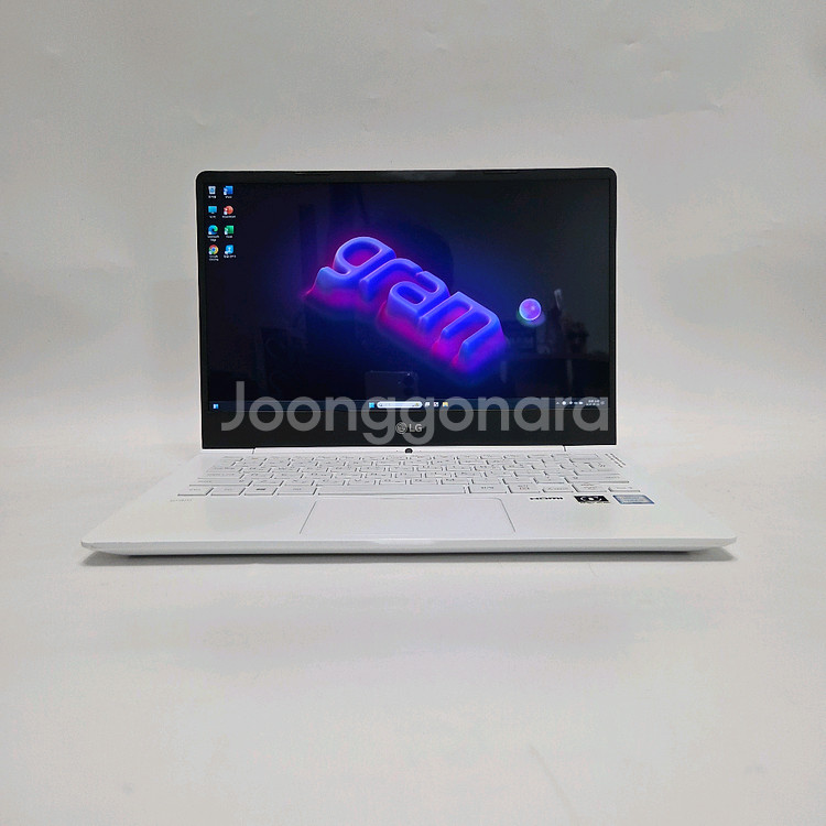 엘지 중고 노트북 i5 가벼움의끝/920g/그램/윈11--1