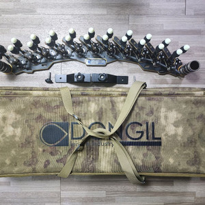 동일 크리스탈 받침틀2 11단(골드) 팝니다