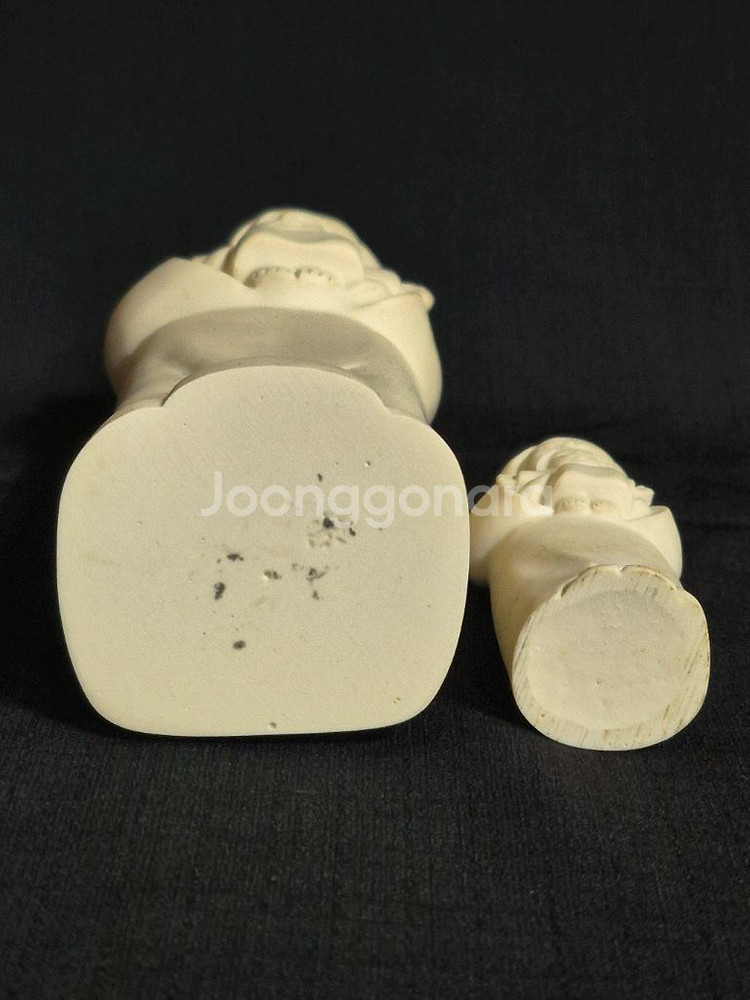 성모 마리아 조각상 2점--3