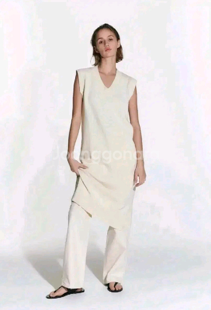 zara 자라 미디 니트 원피스 - 크림 M(66)--0