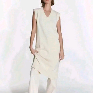 zara 자라 미디 니트 원피스 - 크림 M(66)