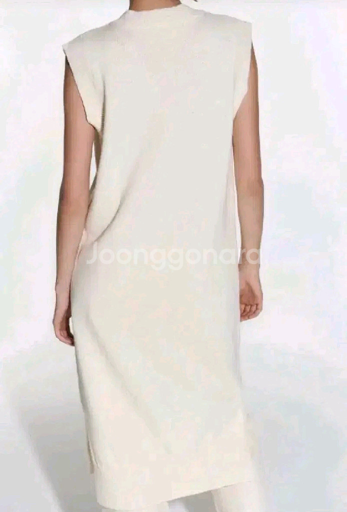 zara 자라 미디 니트 원피스 - 크림 M(66)--3