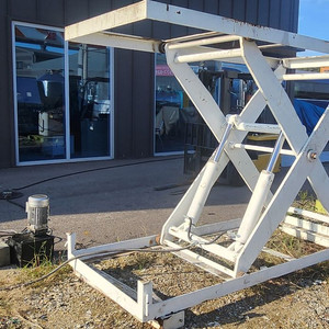 공업용 테이블리프트