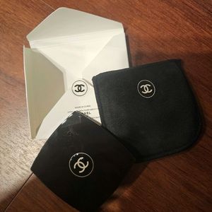 샤넬 미니 거울 팝니다.