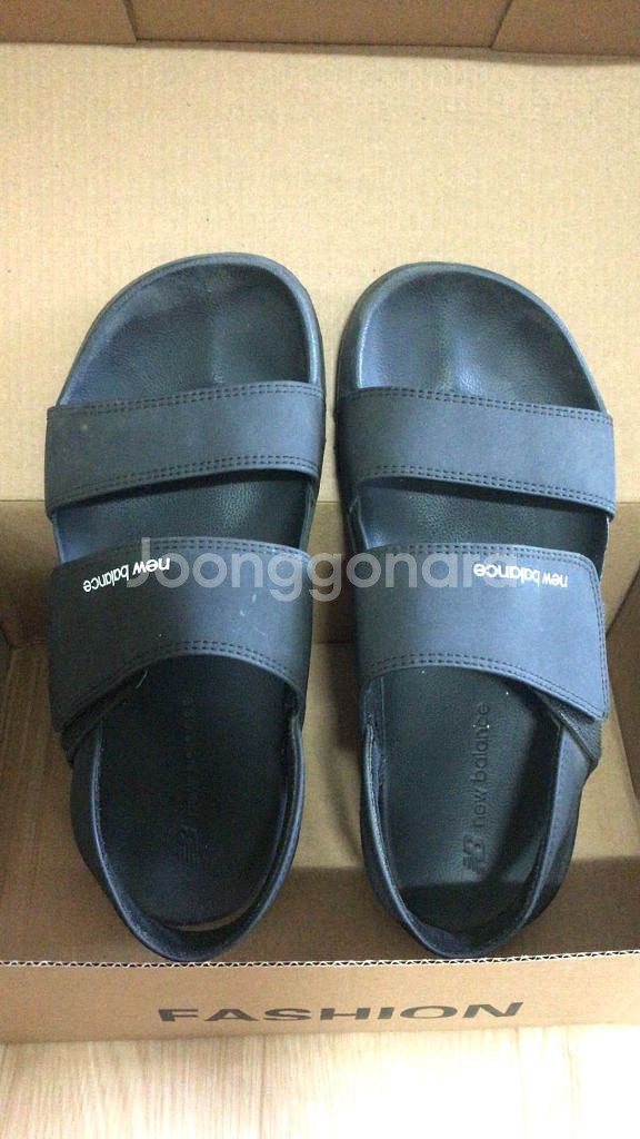 뉴발란스 샌들 250--0