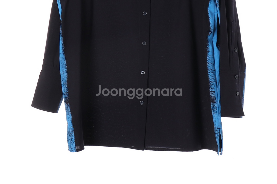 [M]코스 울100% 블루 배색 긴팔 롱 셔츠--2