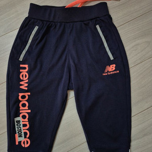 뉴발란스 키즈 7부 트레이닝 바지 100
