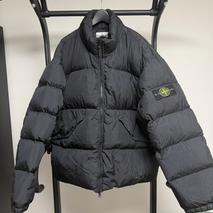 스톤아일랜드 23FW 크링클랩스 패딩