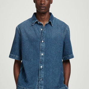 [새제품] COS 라이트웨이트 쇼트 슬리브 데님 셔츠 XL