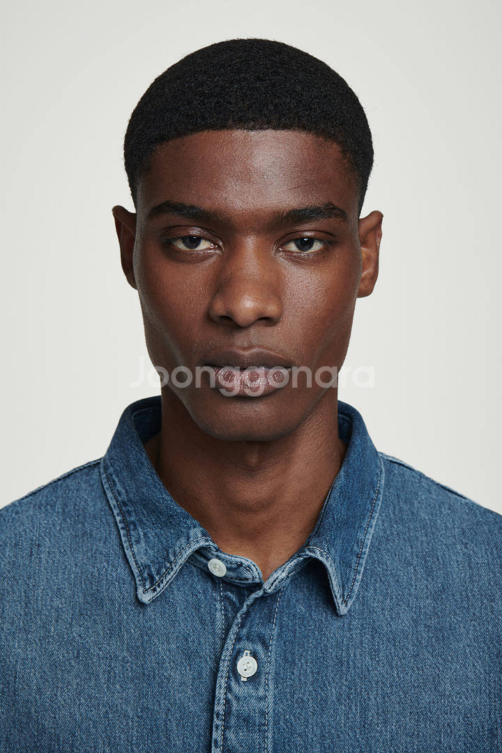 [새제품] COS 라이트웨이트 쇼트 슬리브 데님 셔츠 XL--3