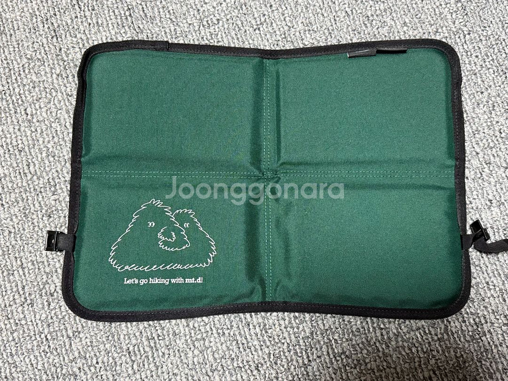 엠티디 코듀라 초경량 접이식 등산방석 그린--1