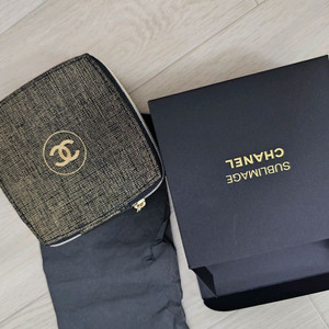 샤넬 수블리마지 미니 파우치 팝니다.