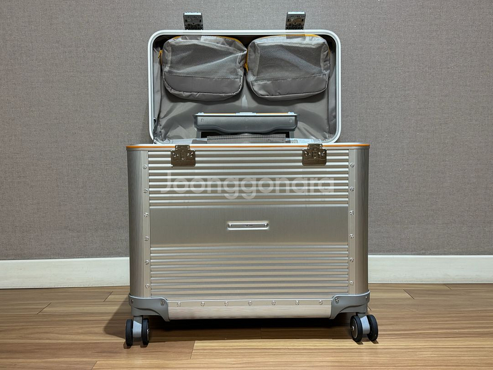 로우로우 ALU 컨버터블 캐리어 (19인치/실버)--0