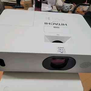 히타치CP-WU5500 5200안시 FHD빔프로젝터