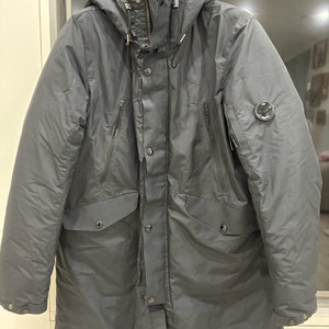 cp컴퍼니 다운패딩파카 50사이즈