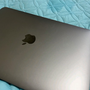 맥북에어m1 2021 8/256 13인치