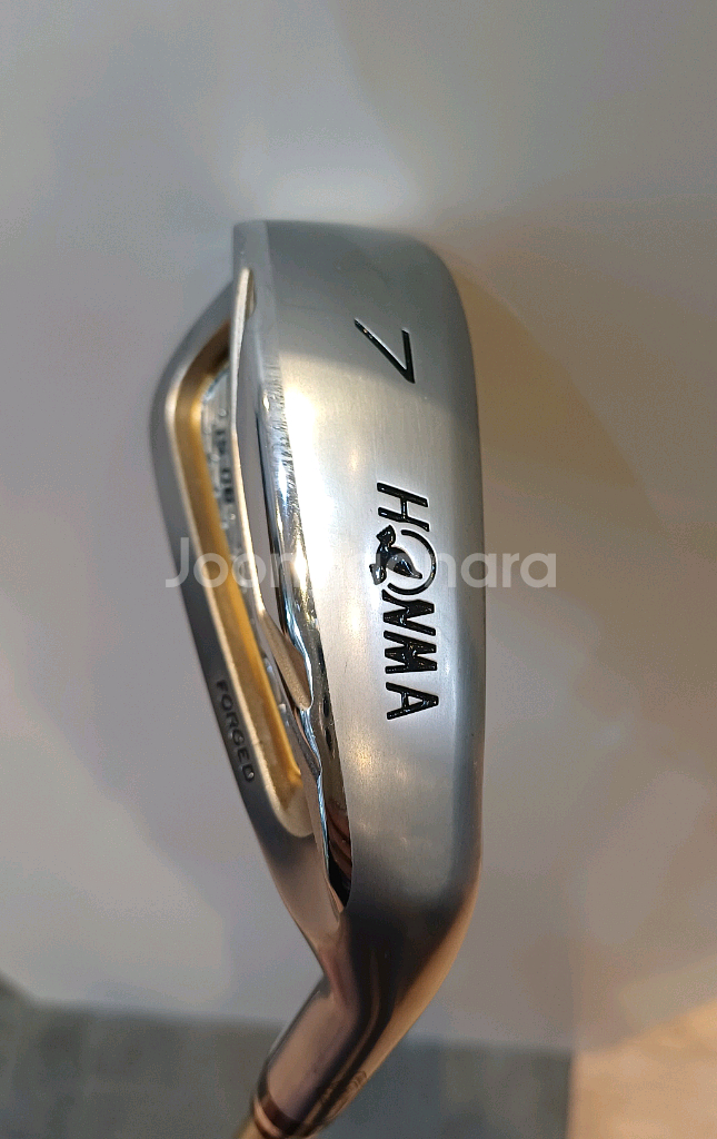 혼마 베레스 IS-06 2스타 아이언 7번--1
