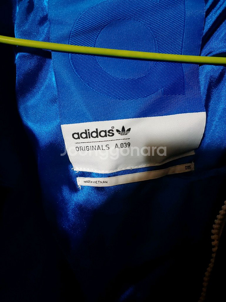 아디다스 오리털 패딩 m 사이즈--1