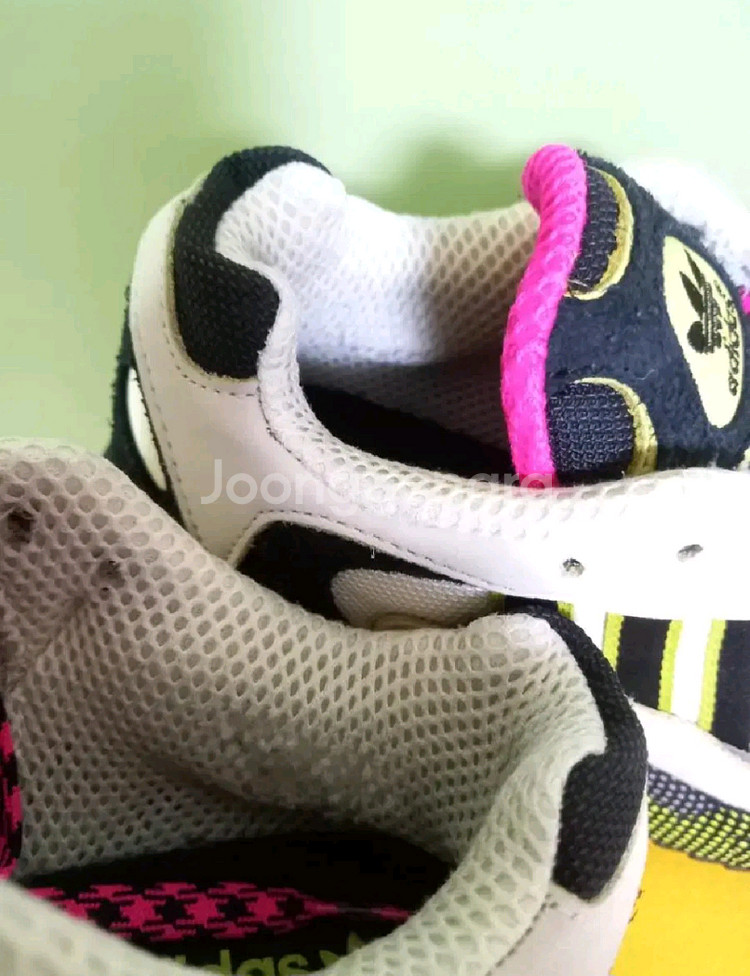 여성 아디다스 오리지널스 영원 코어블랙 운동화 (225--5