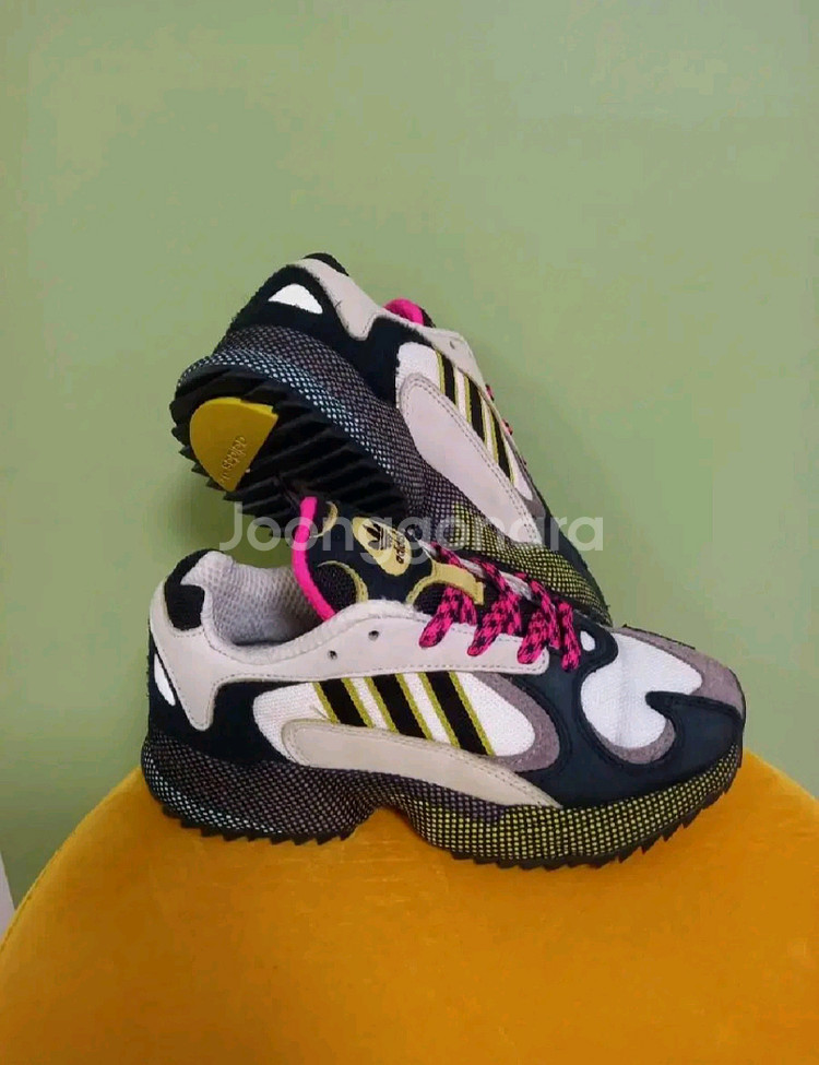 여성 아디다스 오리지널스 영원 코어블랙 운동화 (225--4