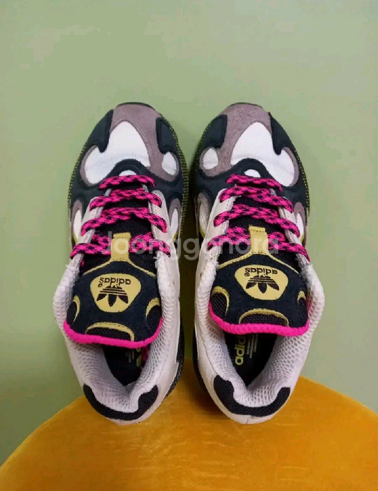 여성 아디다스 오리지널스 영원 코어블랙 운동화 (225--6