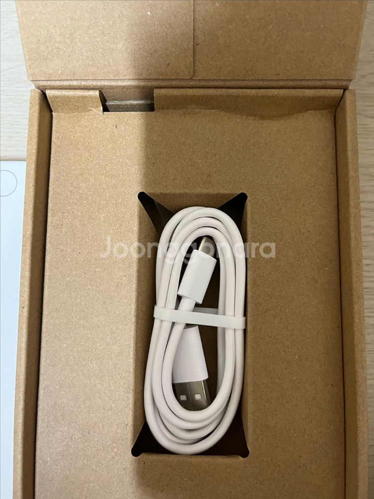 크레마페블 이북리더기(필름지, 리모컨 포함)--2